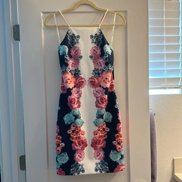 Guess floral scuba mini dress - Picture 1 of 3